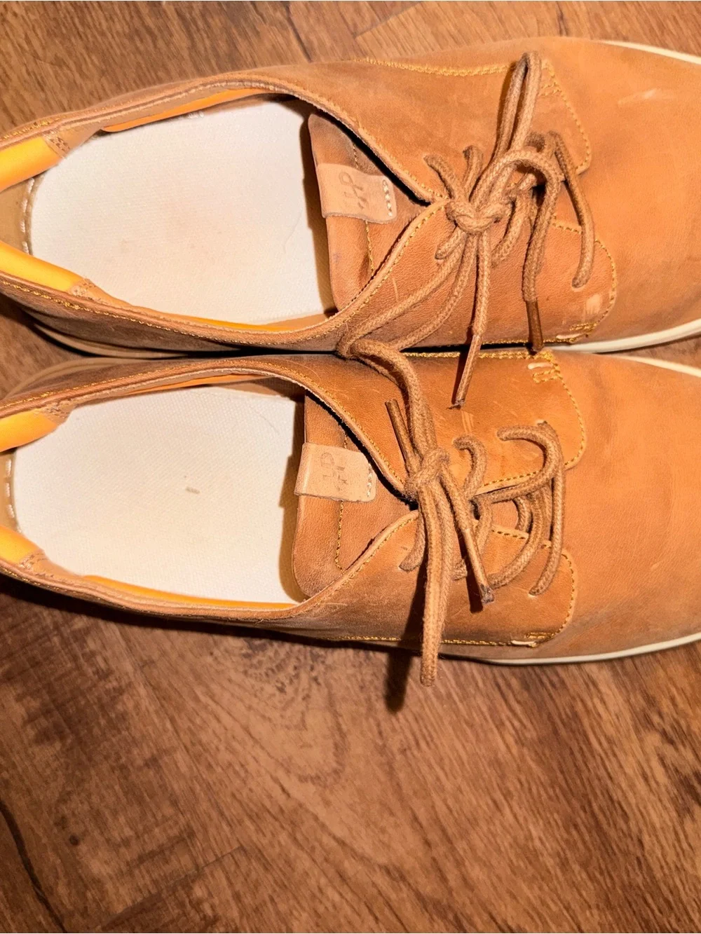 Hush Puppies Men's Tan Leather Boat Shoes with White Soles